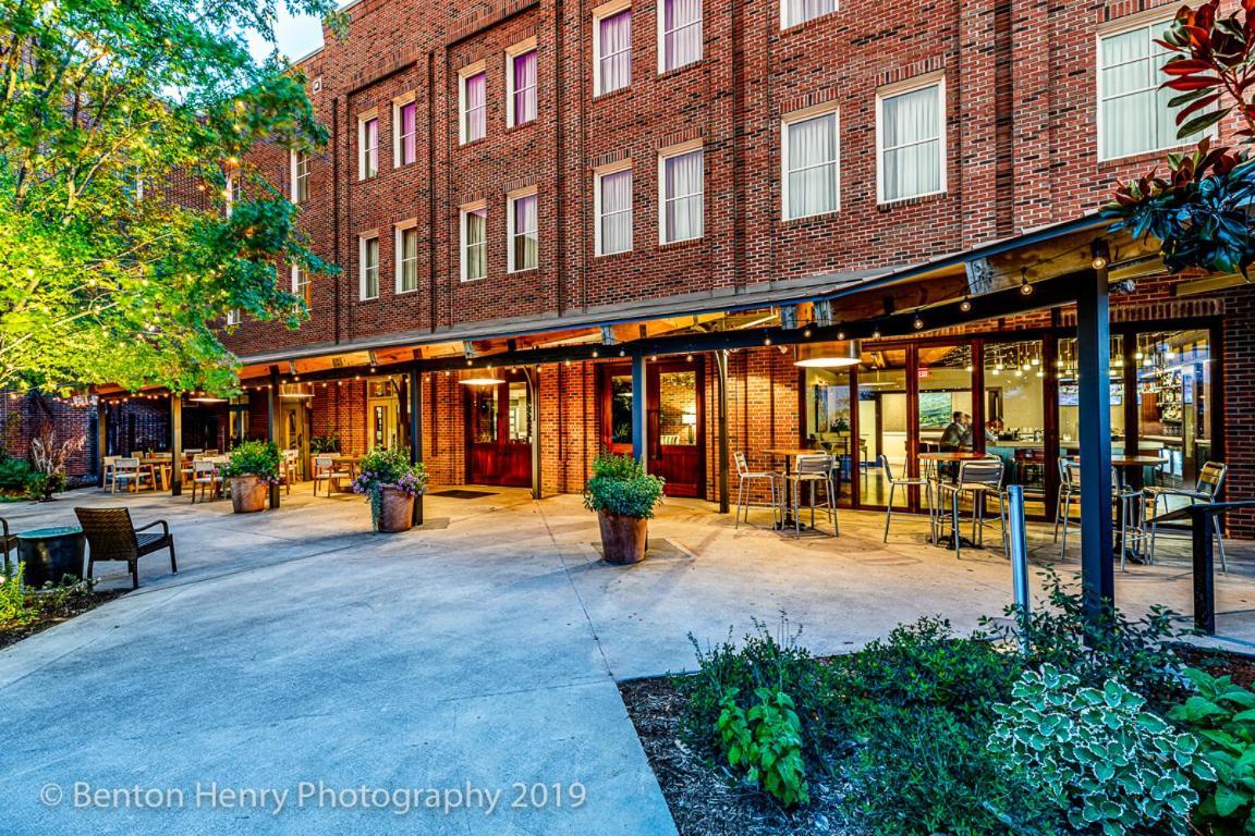 The Inn At The Crossroads Lake City Buitenkant foto